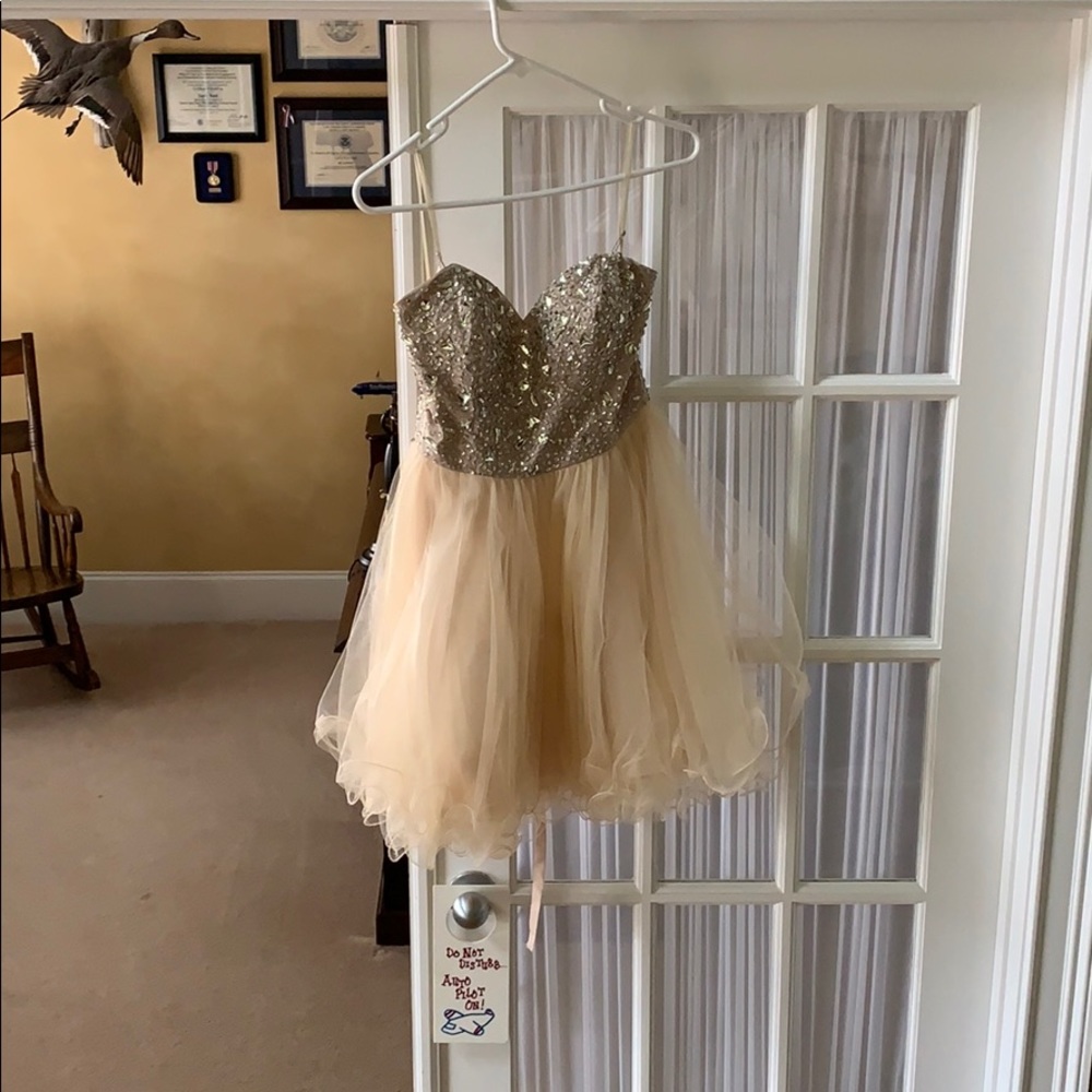 Prom / Homecoming formal dress